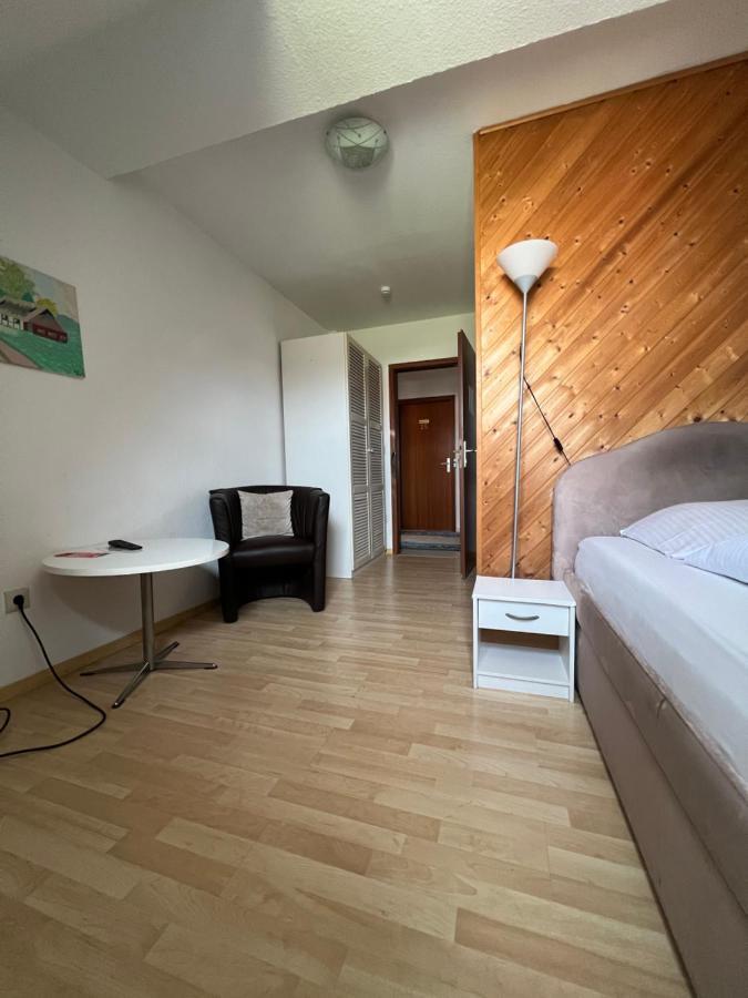 Hotel Zum Ruecking 노르트하임 외부 사진