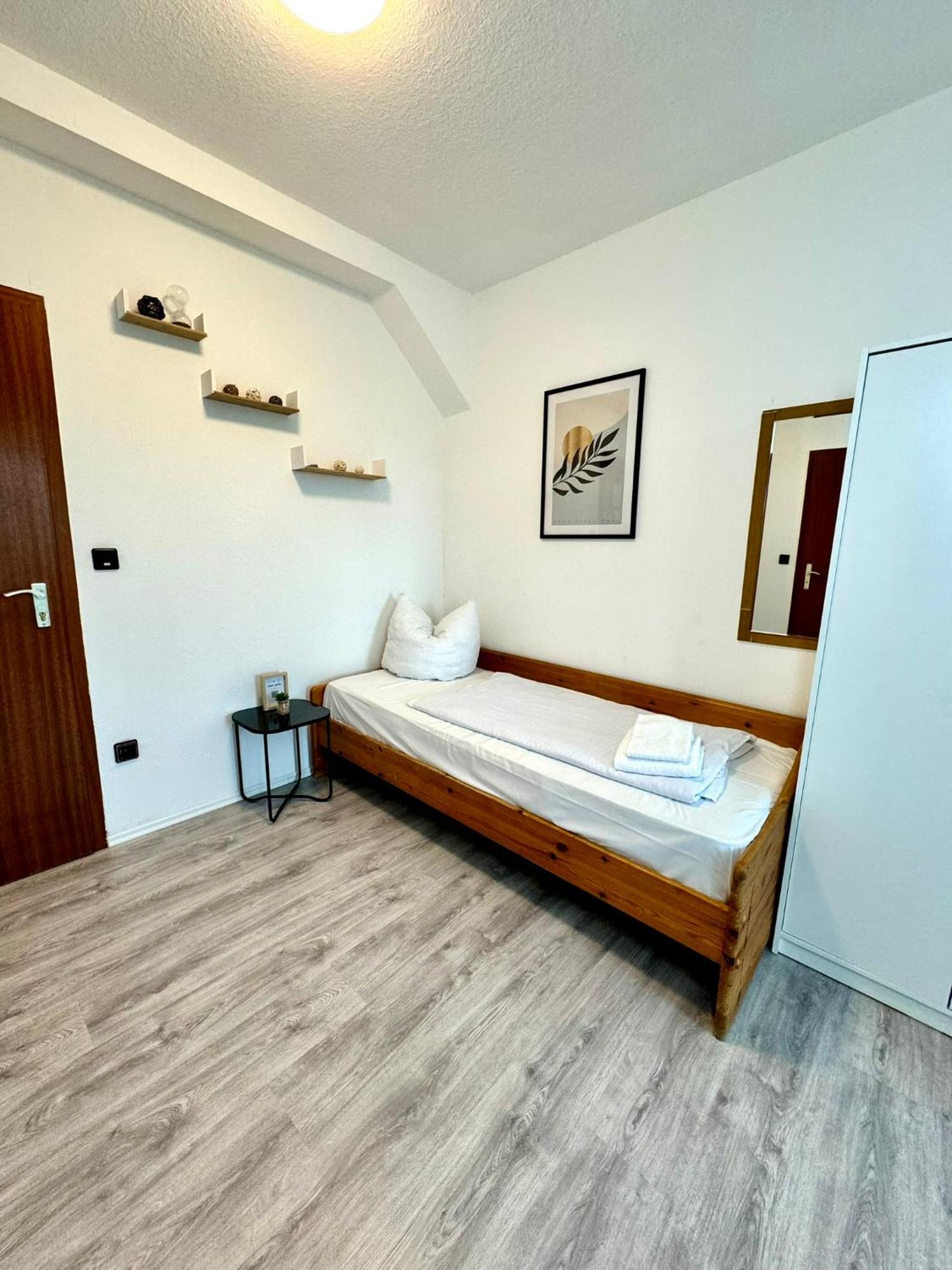 Hotel Zum Ruecking 노르트하임 외부 사진